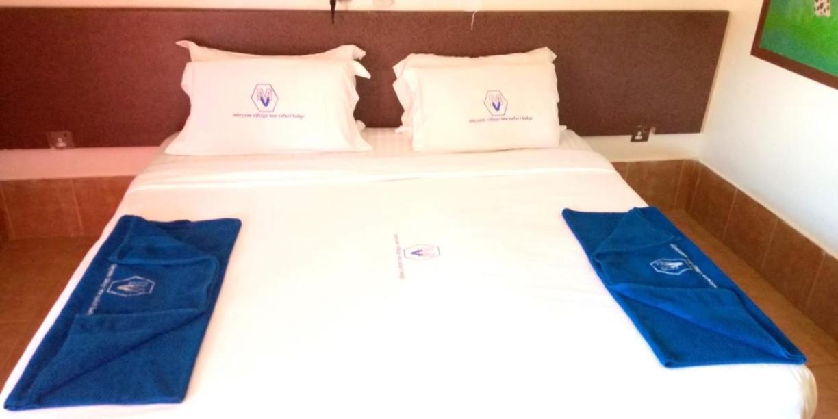 Miryams Village Inn Safari Lodge Sultan Hamud Ngoại thất bức ảnh